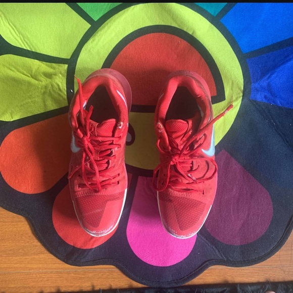 Kyrie 3 “University Red”
Size US 9.5
Used
No box
Authentic - Picture 3 of 7